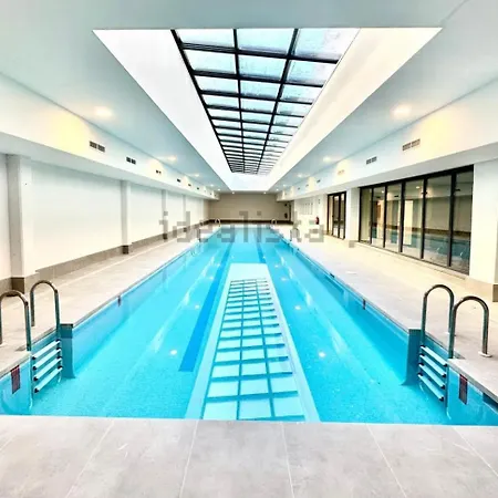Estudios Homer Y Disney Con Piscina Olimpica Climatizada, Exterior,Gimnasio, Coworking, Netflix Y Wifi Gratis San Sebastián de los Reyes Exterior photo