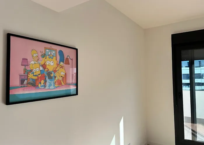 Estudios Homer Y Disney Con Piscina Olimpica Climatizada, Exterior,Gimnasio, Coworking, Netflix Y Wifi Gratis