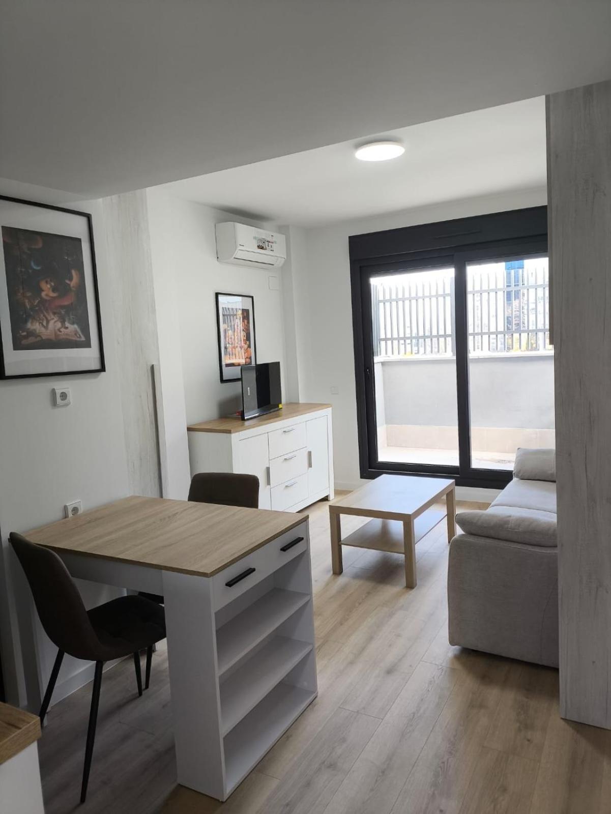 Estudios Homer Y Con Piscina Olimpica Climatizada, Exterior,gimnasio, Coworking, Netflix Y Wifi Gratis San Sebastián de los Reyes